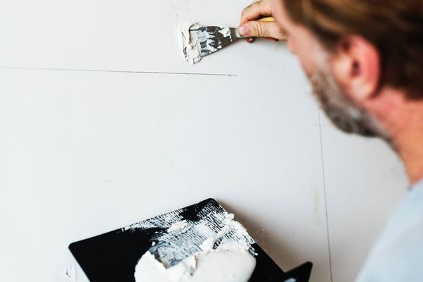Préparation des murs avant peinture