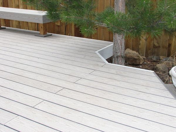 Terrasse en bois composite