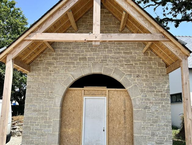 Dépendance en pierre